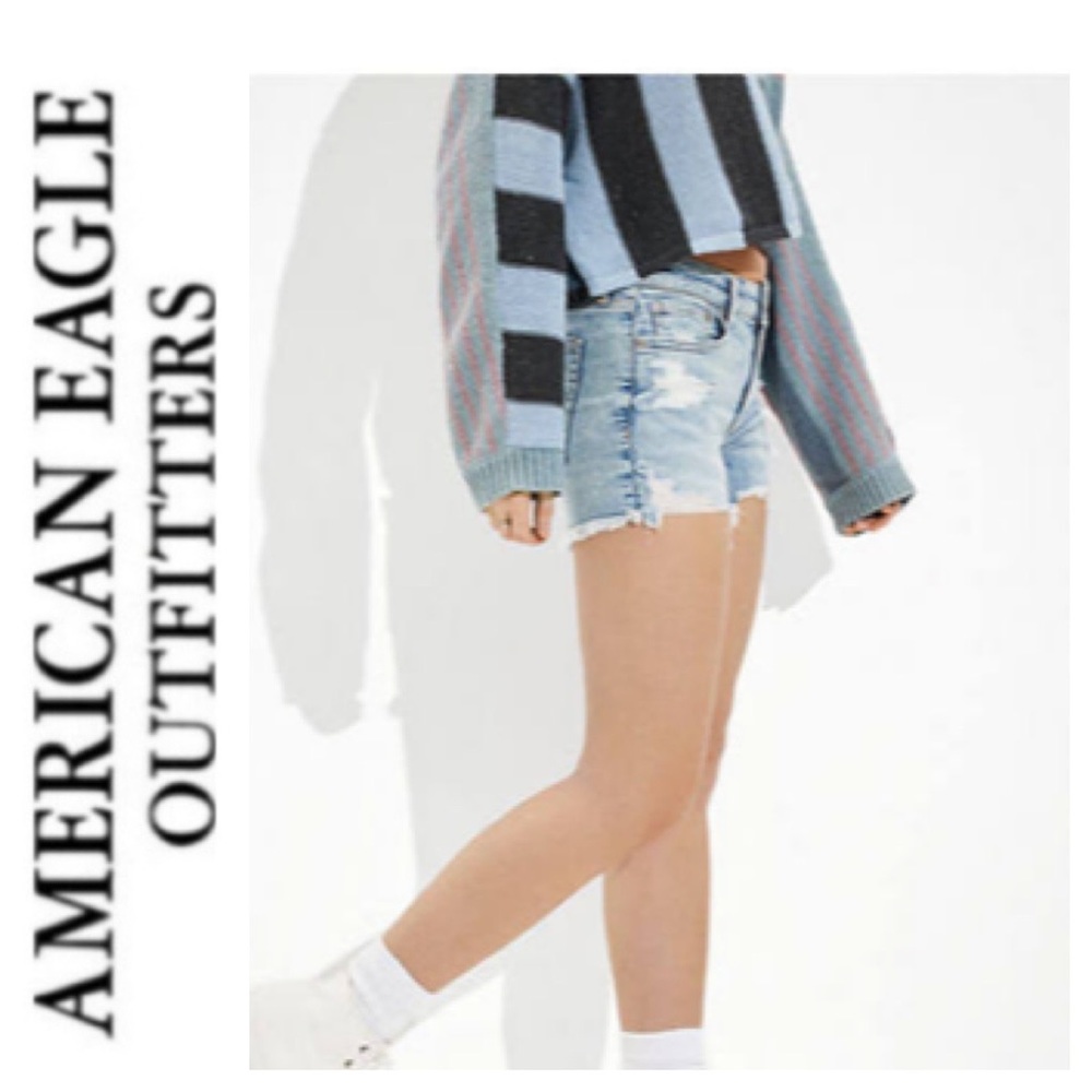 ➡️AEO Boy MIDI Distressed Denim Short Size 4